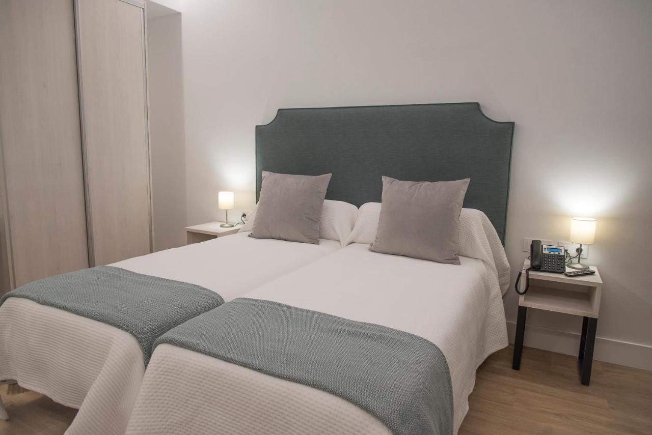 Gm Hotel Marchena Kültér fotó