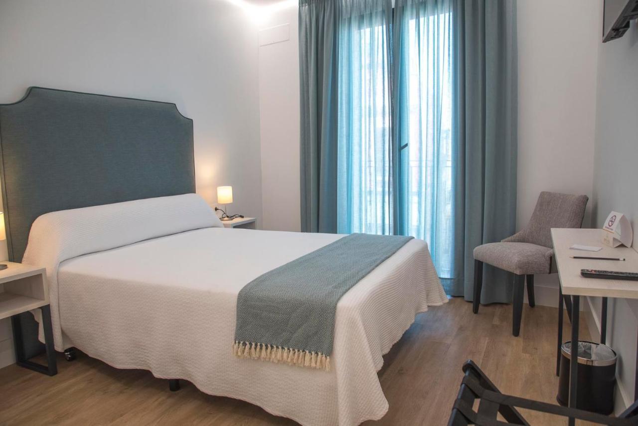 Gm Hotel Marchena Kültér fotó